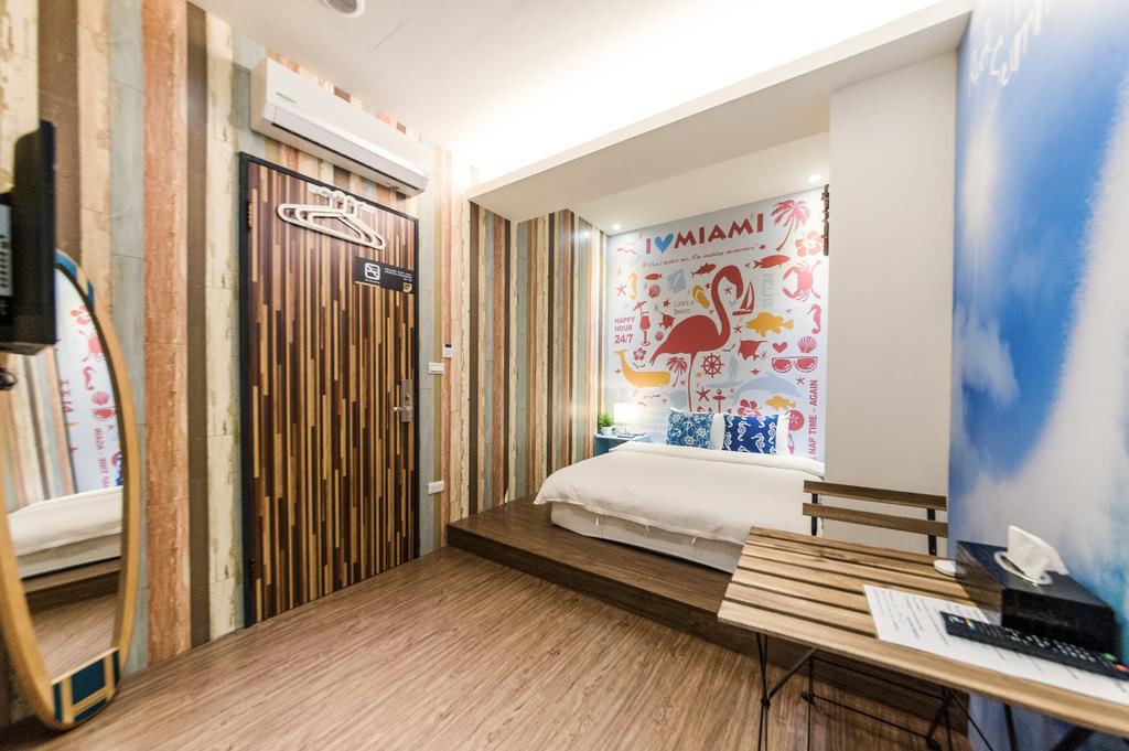 Ace Homestay Luodong Extérieur photo